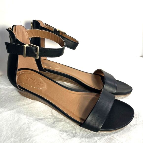 New Reaction by Kenneth Cole Ankle strap Sandals with Heel zippers Black 7 .5M - Picture 2 of 6